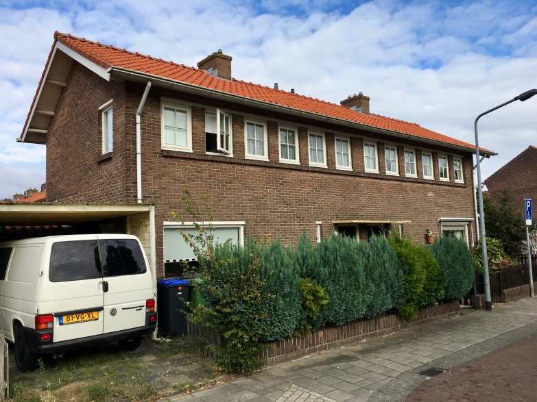 21e woningbouwcomplex, Sperwerstraat en Buizerdstraat, Hilversum. Foto: Peter Veenendaal.